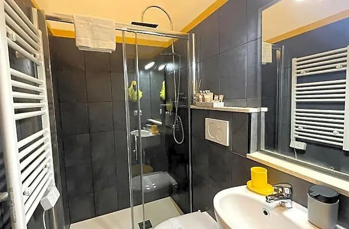A Casa Di Ale E Lalla 4* Roma